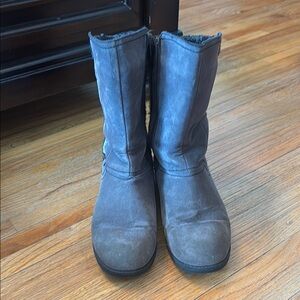 Huk Gray Ankle Boots